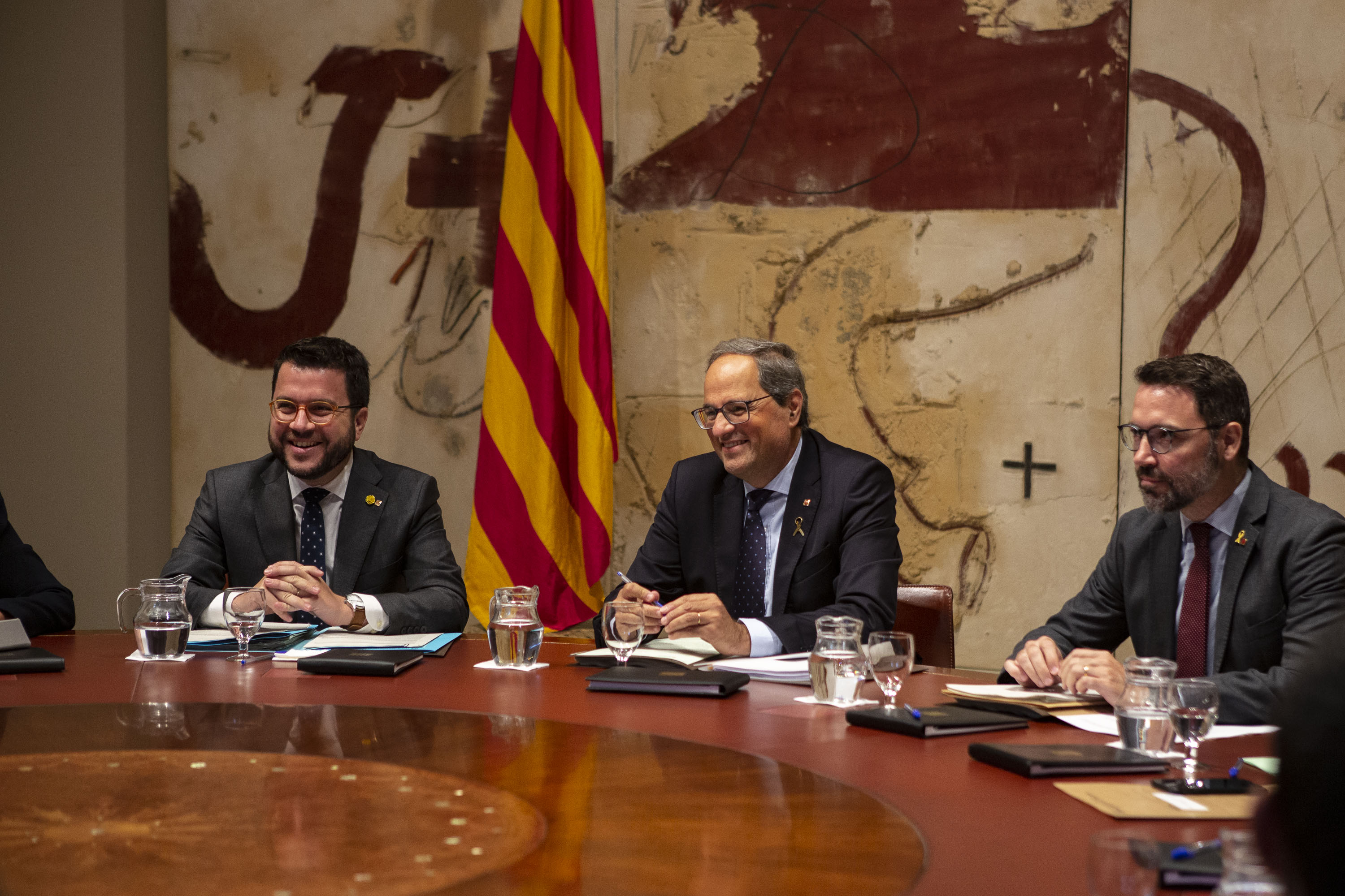 Torra y Aragonès acusan al PSOE de hacerles chantaje con los fondos autonómicos