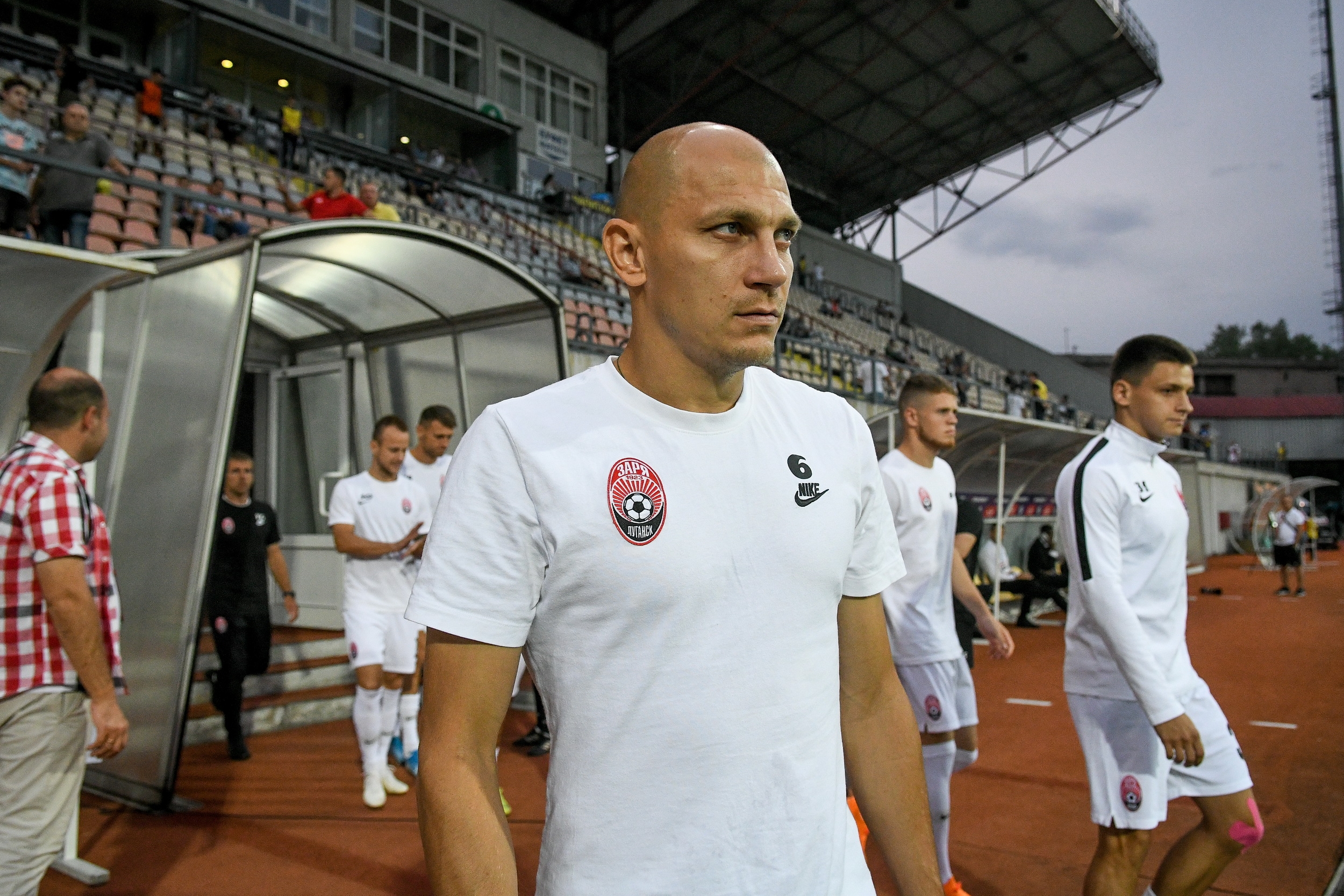 ¿Por qué el Zorya Lugansk juega en un estadio de la segunda liga ucraniana?