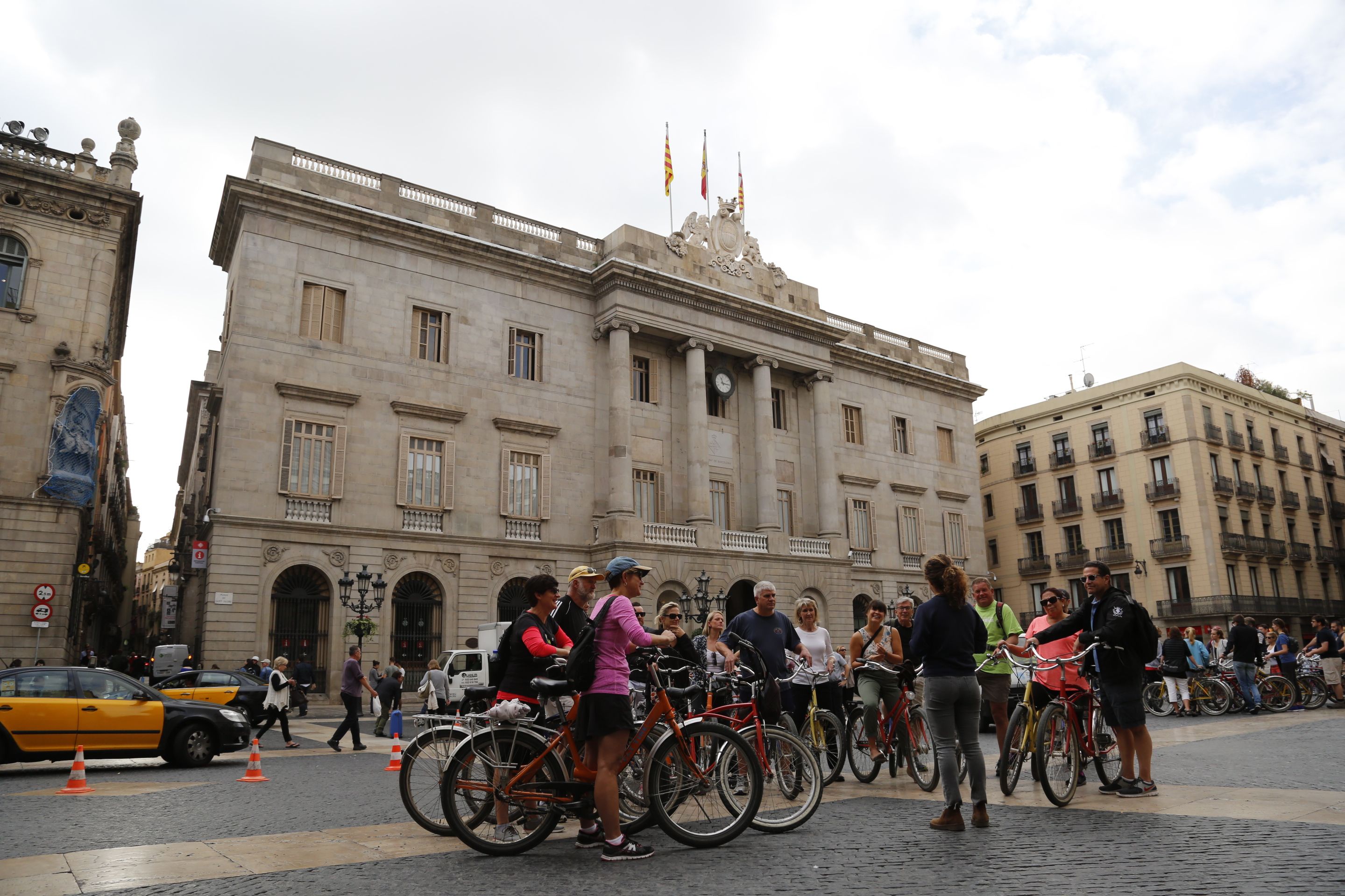 Barcelona es retira de 20 processos penals