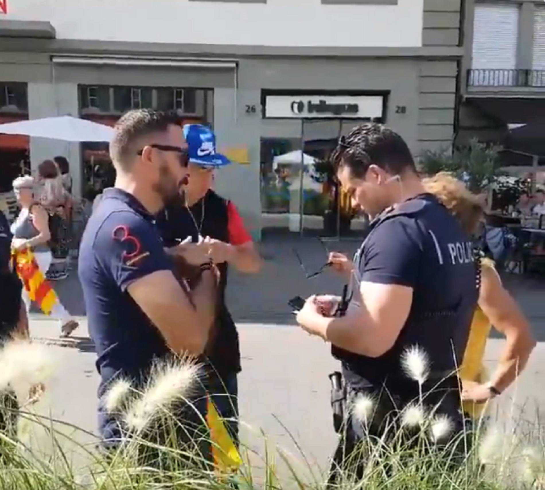 La policía suiza identifica provocadores españolistas en un acto de la ANC en Berna