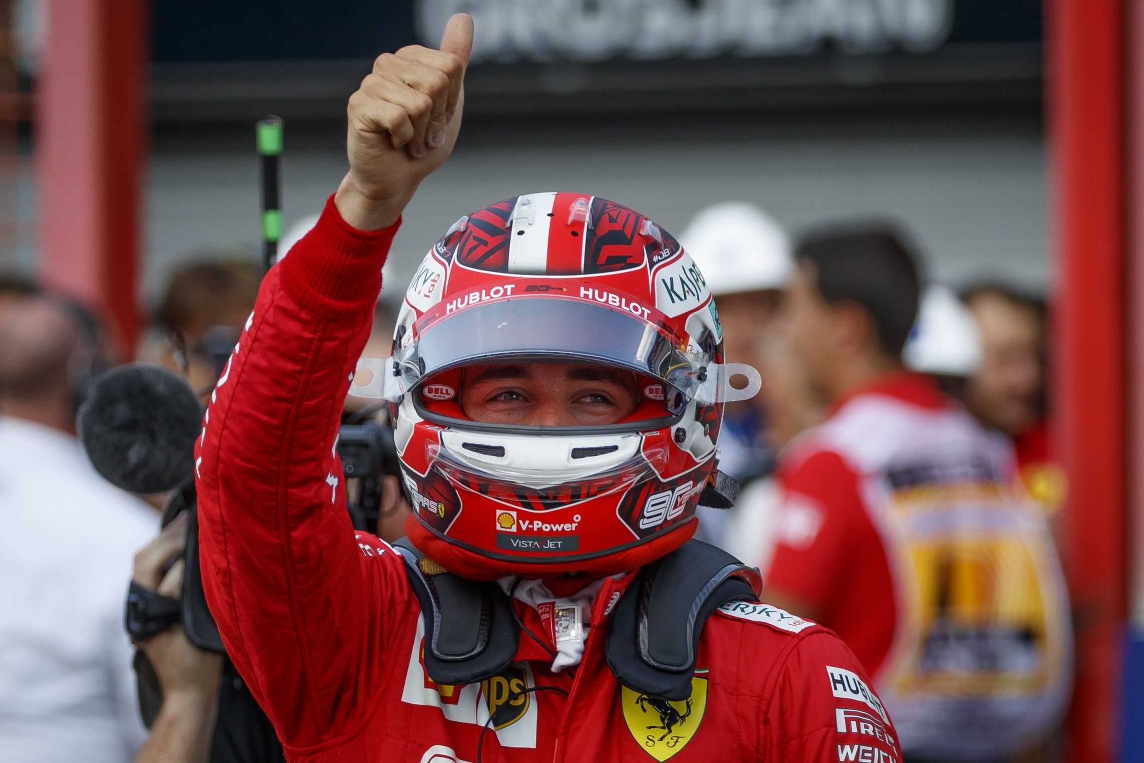 Leclerc consigue la pole en Bélgica