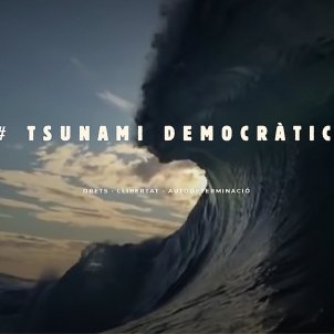 Tsunami Democràtic impulsa la desobediència pacífica com a resposta a la sentència