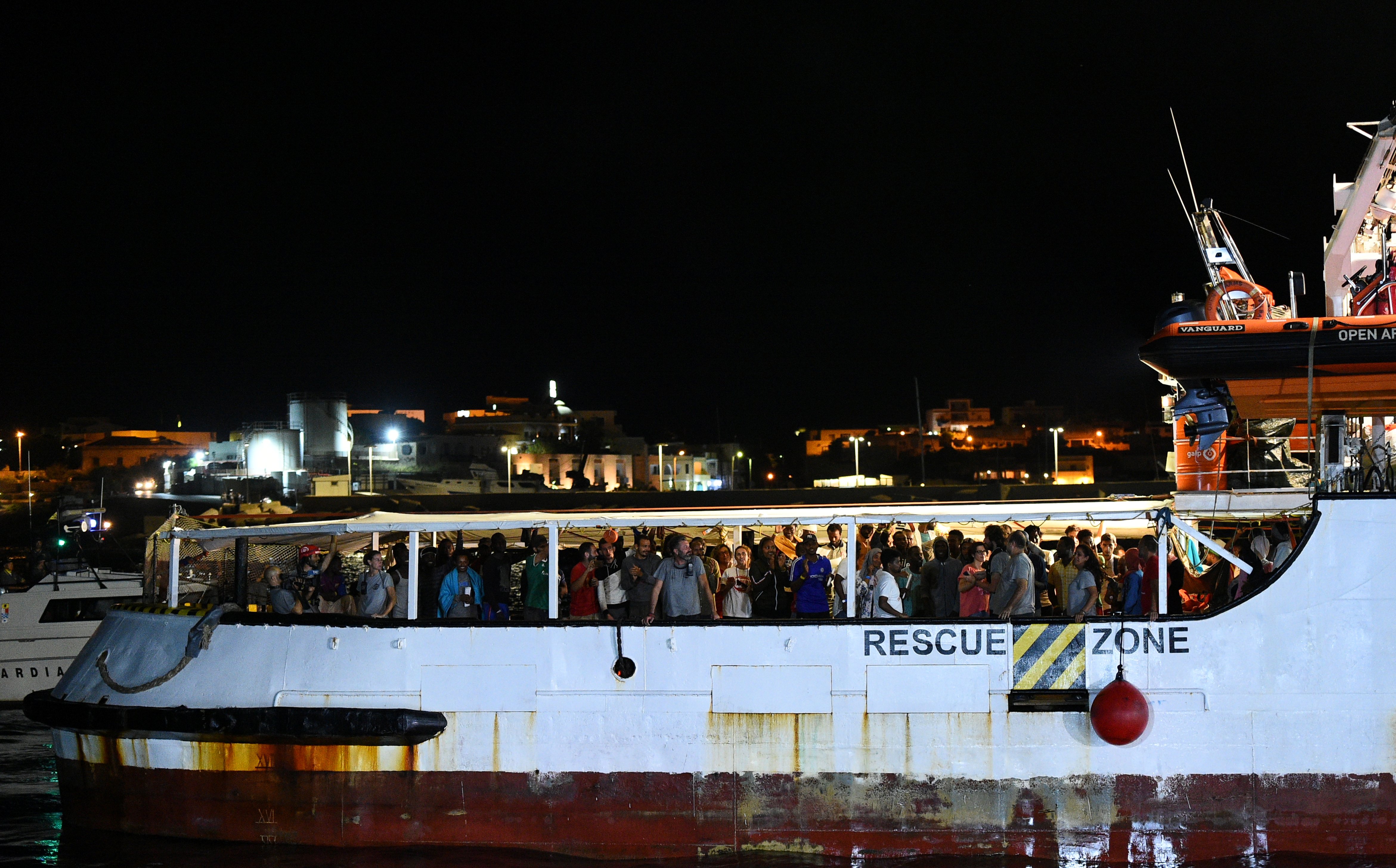 Òscar Camps critica que el Gobierno no ofreciera ayuda para desembarcar a los migrantes
