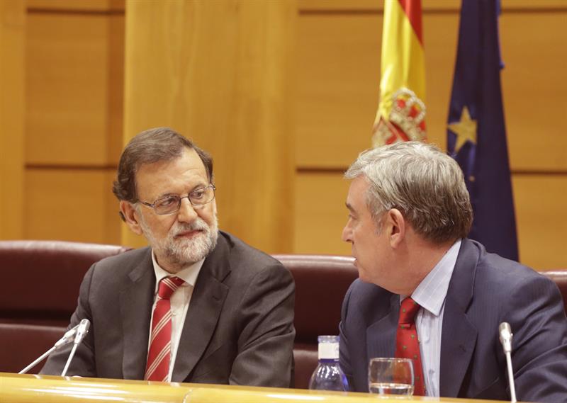 El PP extrema la presión sobre el PSOE antes de la cita con Rajoy