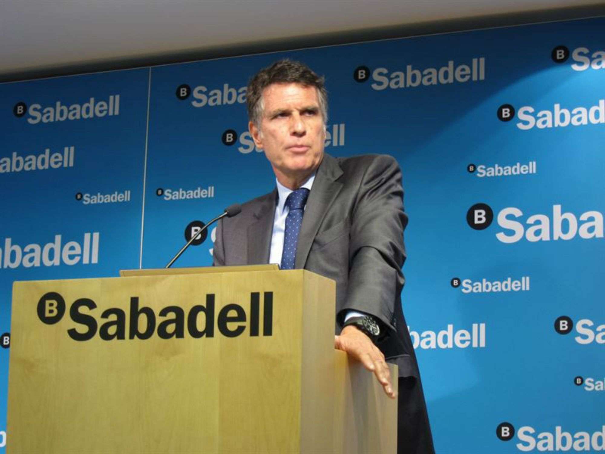 Banco Sabadell niega una bajada de la actividad por los disturbios postsentencia
