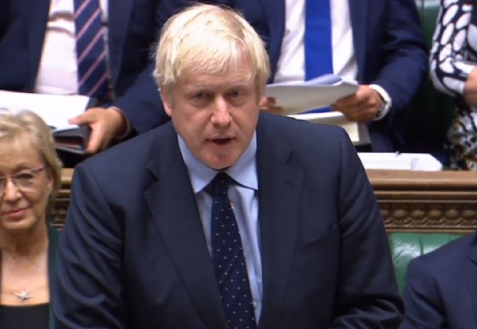 El Parlamento británico bloquea el 'sí' al Brexit y fuerza a Johnson a pedir una prórroga