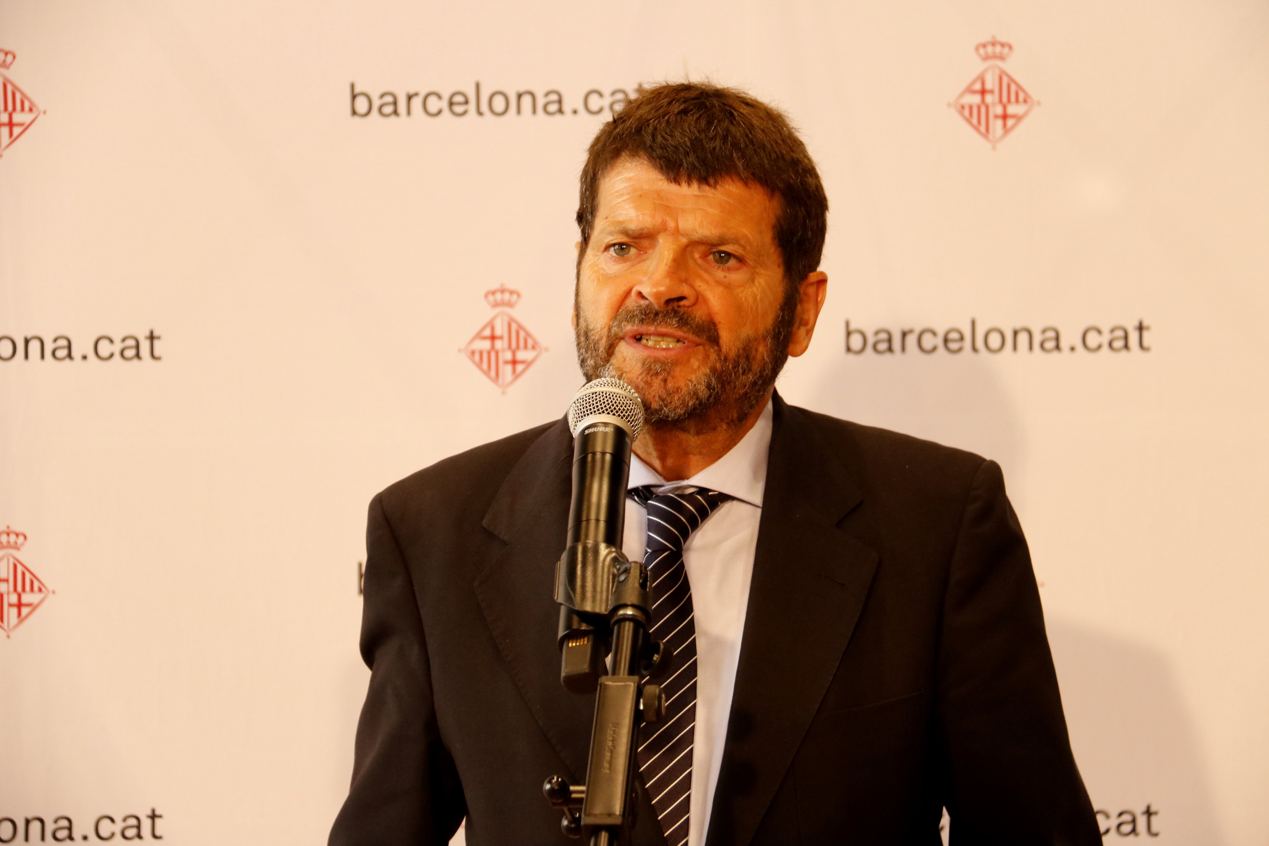 Batlle admite un problema de inseguridad nocturna en el Port Olímpic