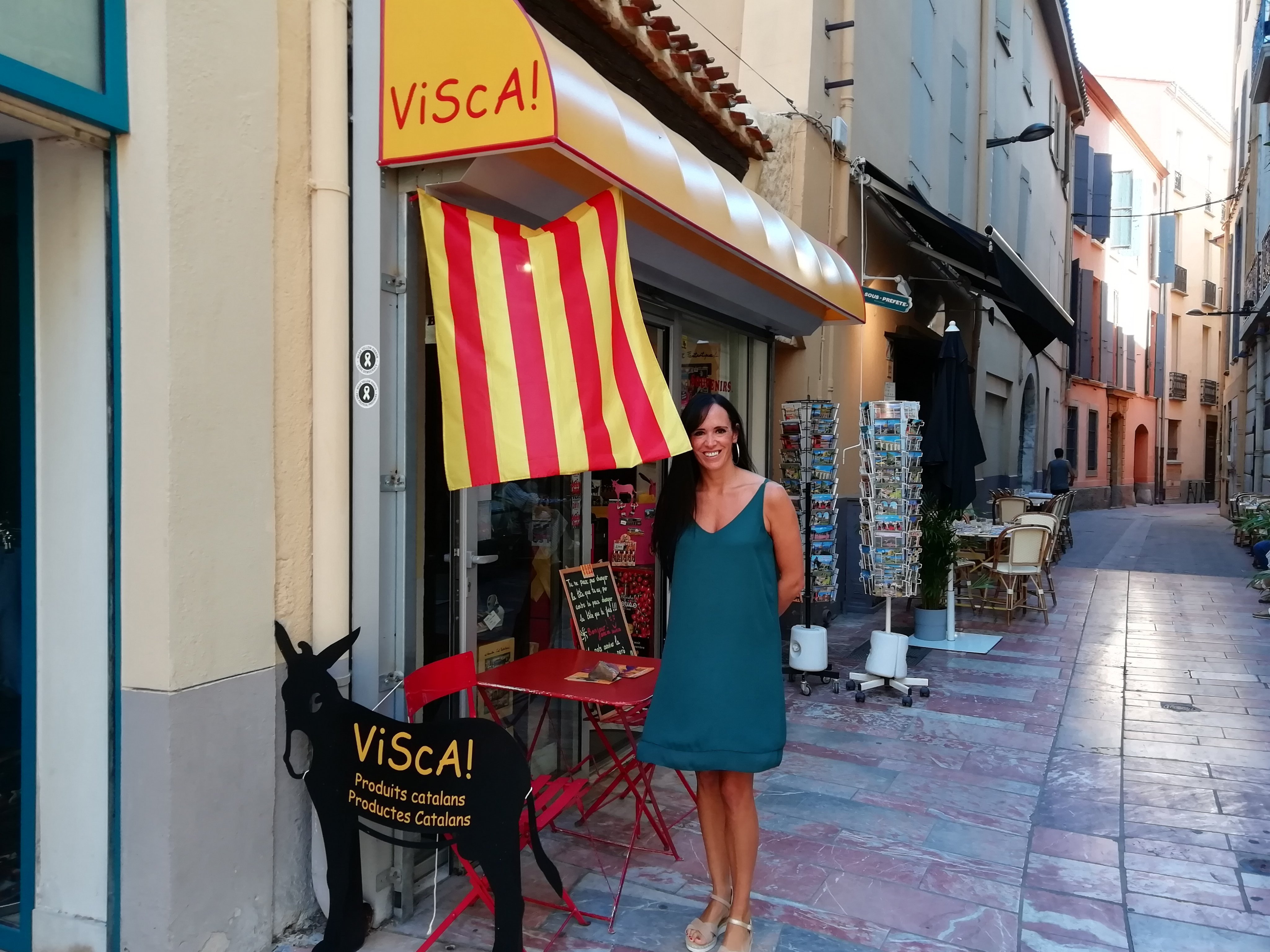 Un españolista suizo presiona tiendas de Perpinyà para que no vendan esteladas