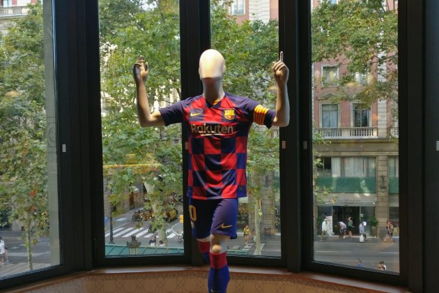 botiga barça rambles - albert malla botiga barça rambles - albert malla
