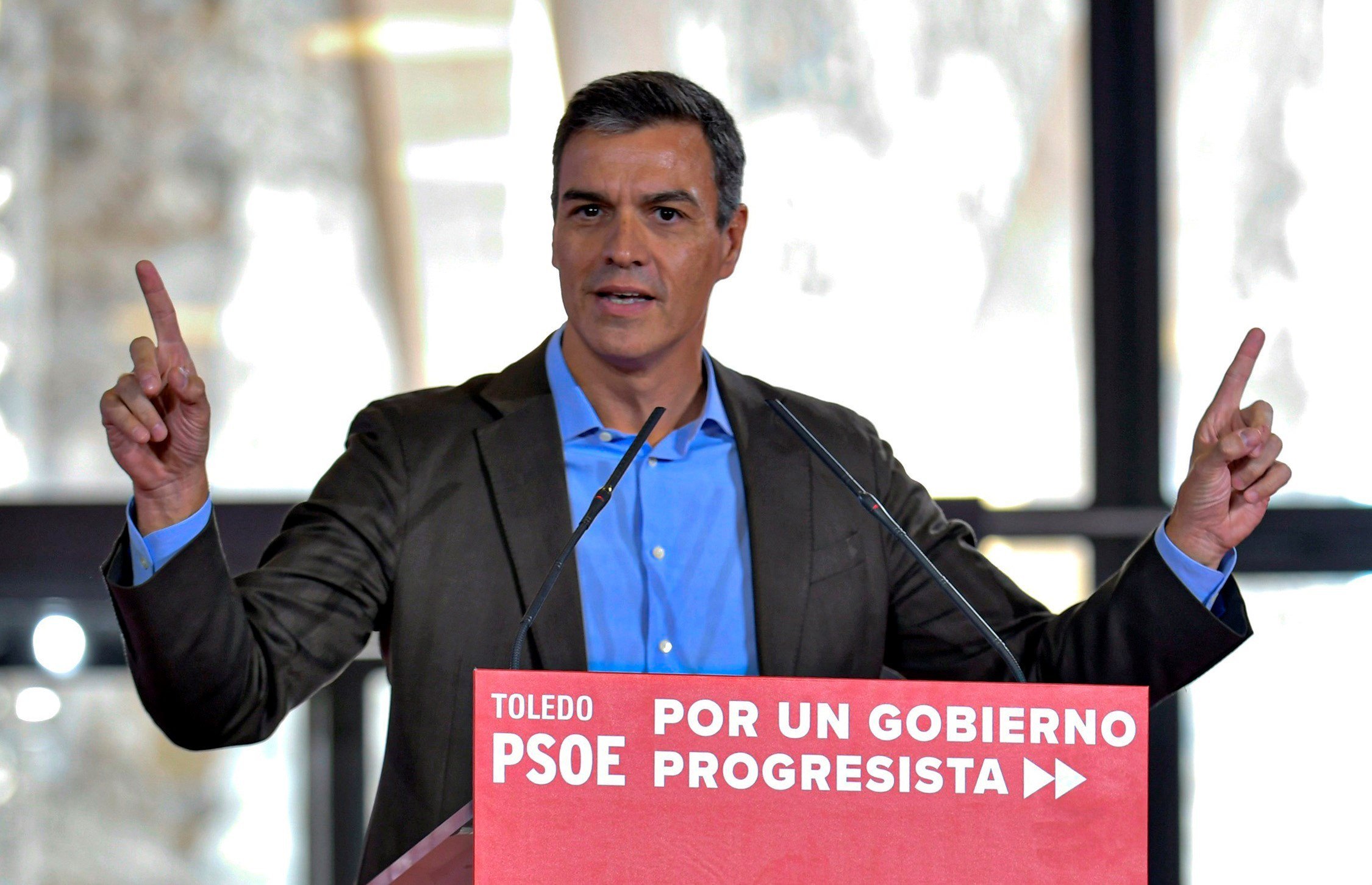 Sánchez exige a Podemos que desbloquee la investidura