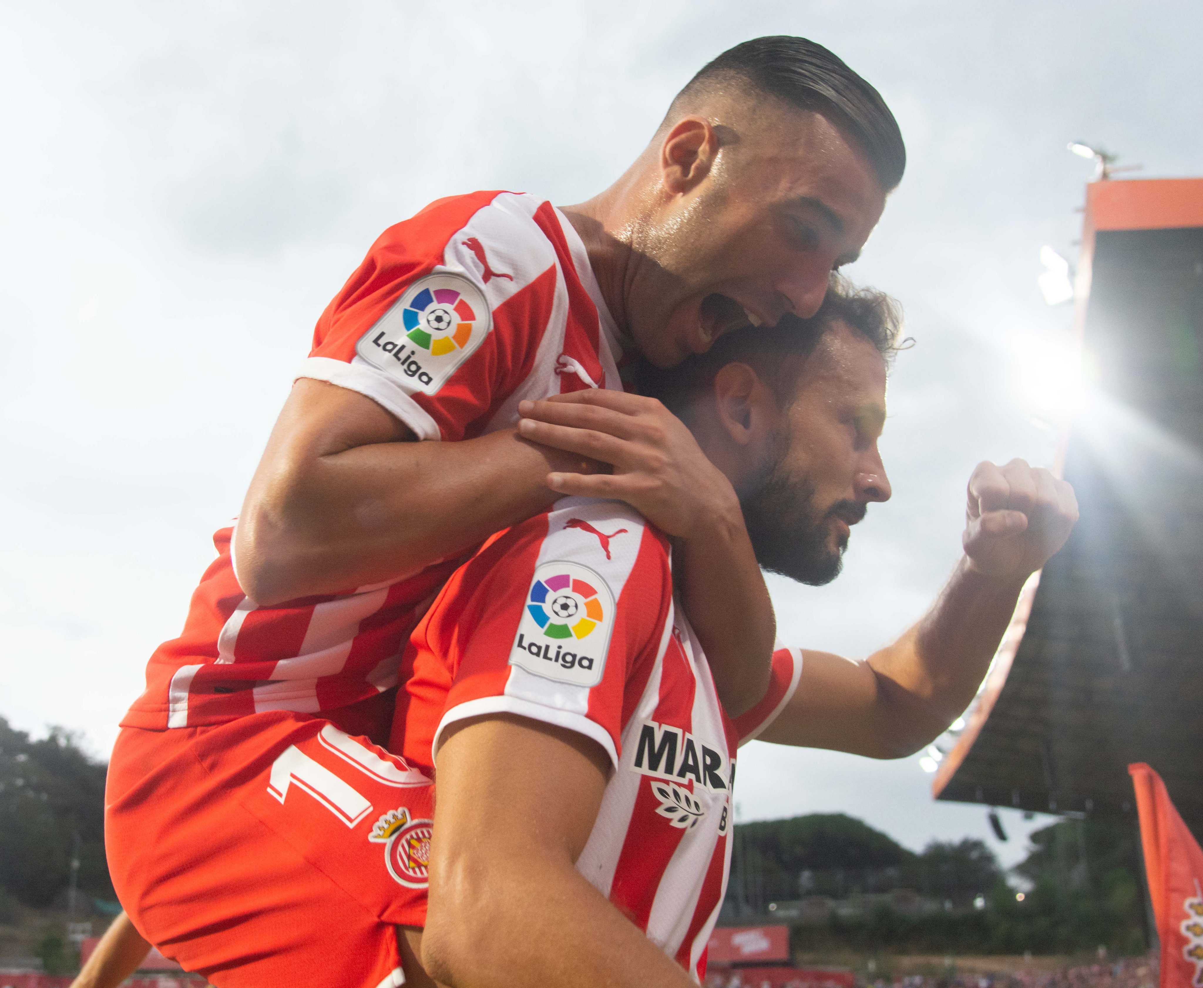 El Girona mira arriba: 15 finales para alcanzar el ascenso