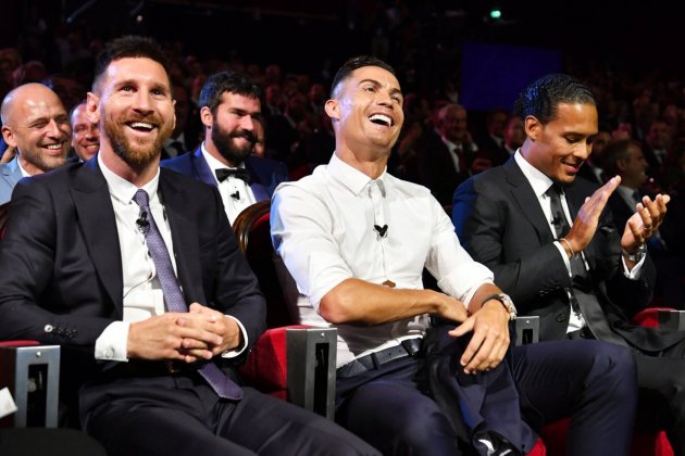 Messi Cristiano van dijk risueño Gala @uefa