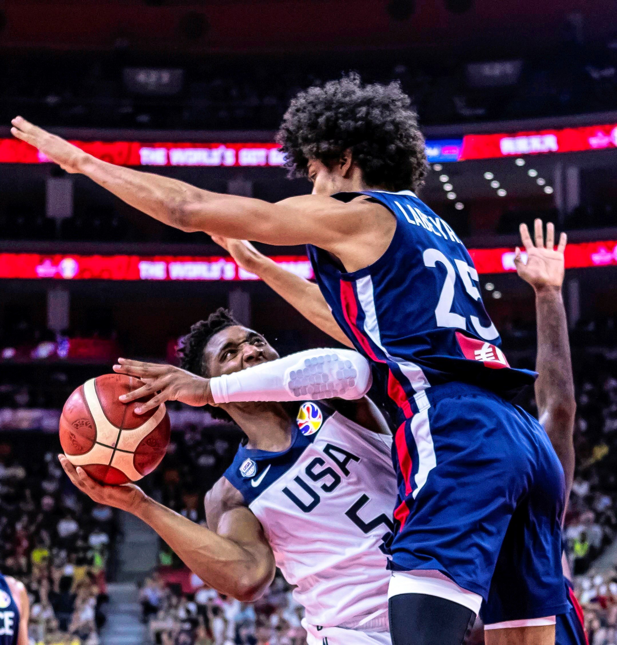 Francia expulsa a Estados Unidos del Mundial de baloncesto (79-89)