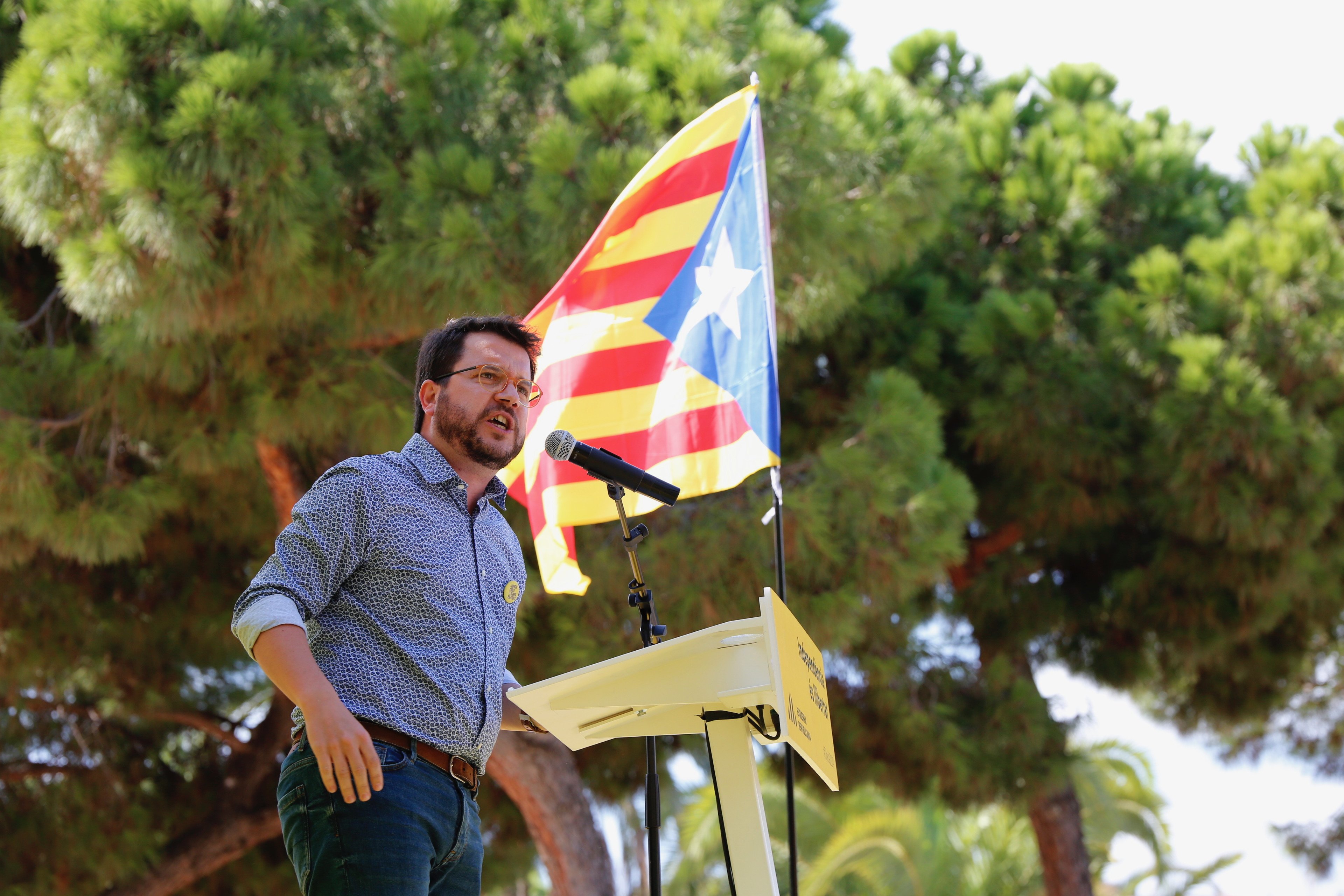 Aragonès: "Ningú renuncia, ningú deserta, hem nascut per guanyar la independència"