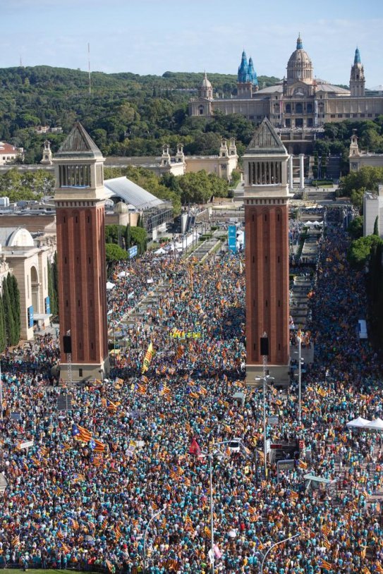 ELNACIONAL Vista aèrea manifestació Diada 2019 - Sergi Alcàzar