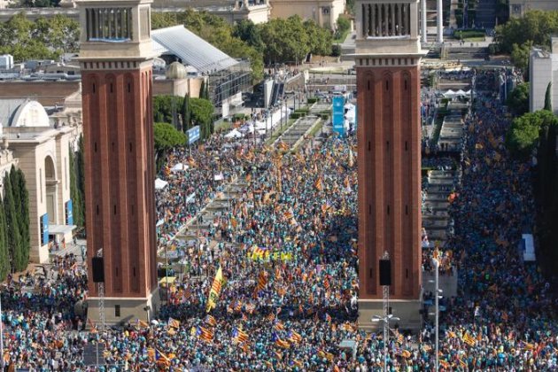 ELNACIONAL Vista aèrea manifestació Diada 2019 - Sergi Alcàzar