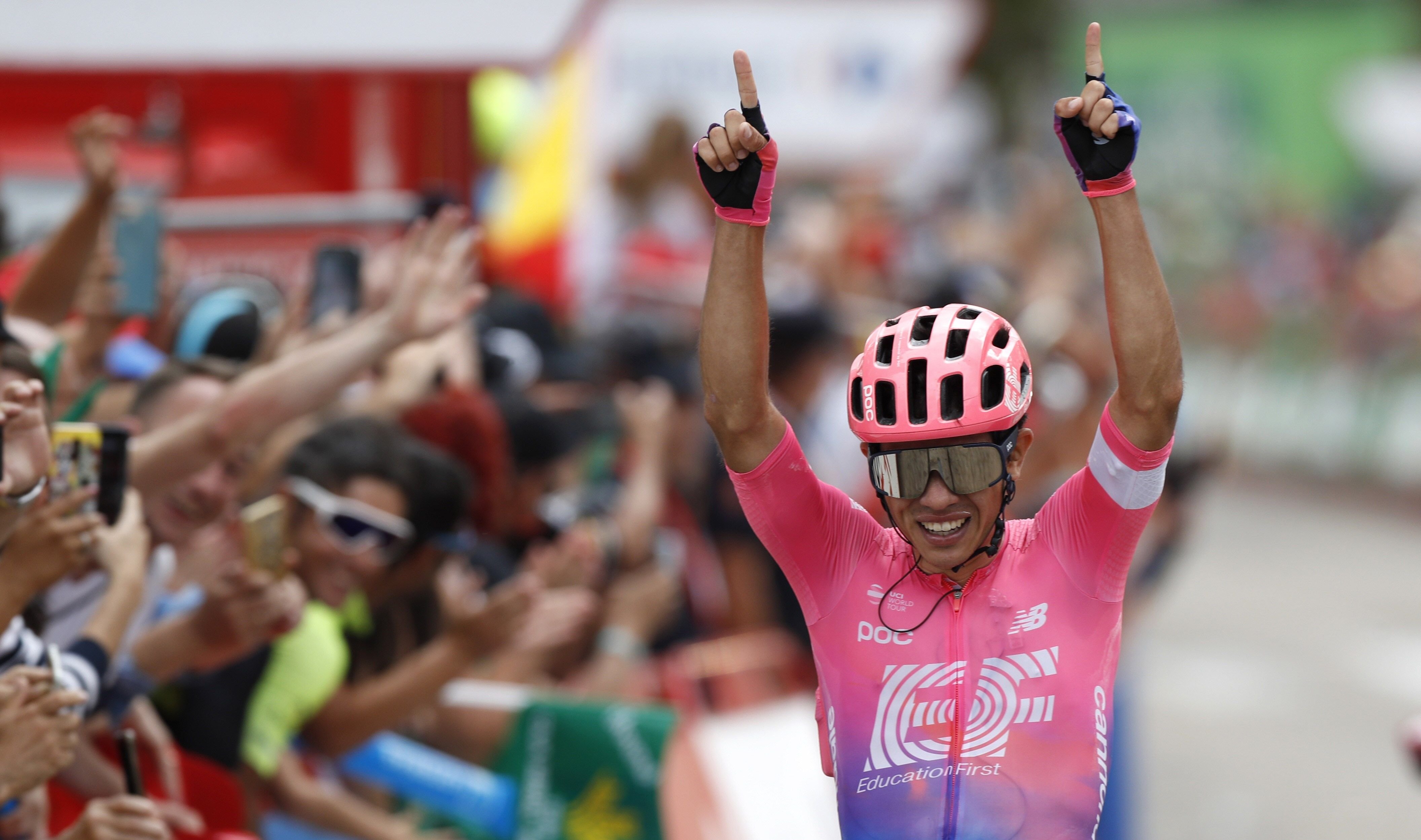 Higuita guanya la divuitena etapa d'una Vuelta que encara lidera Roglic