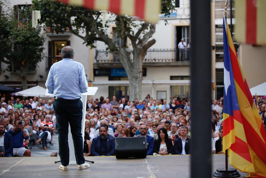 L'esperit d'Arenys de Munt uneix Torra, Puigdemont, Junqueras i Rovira