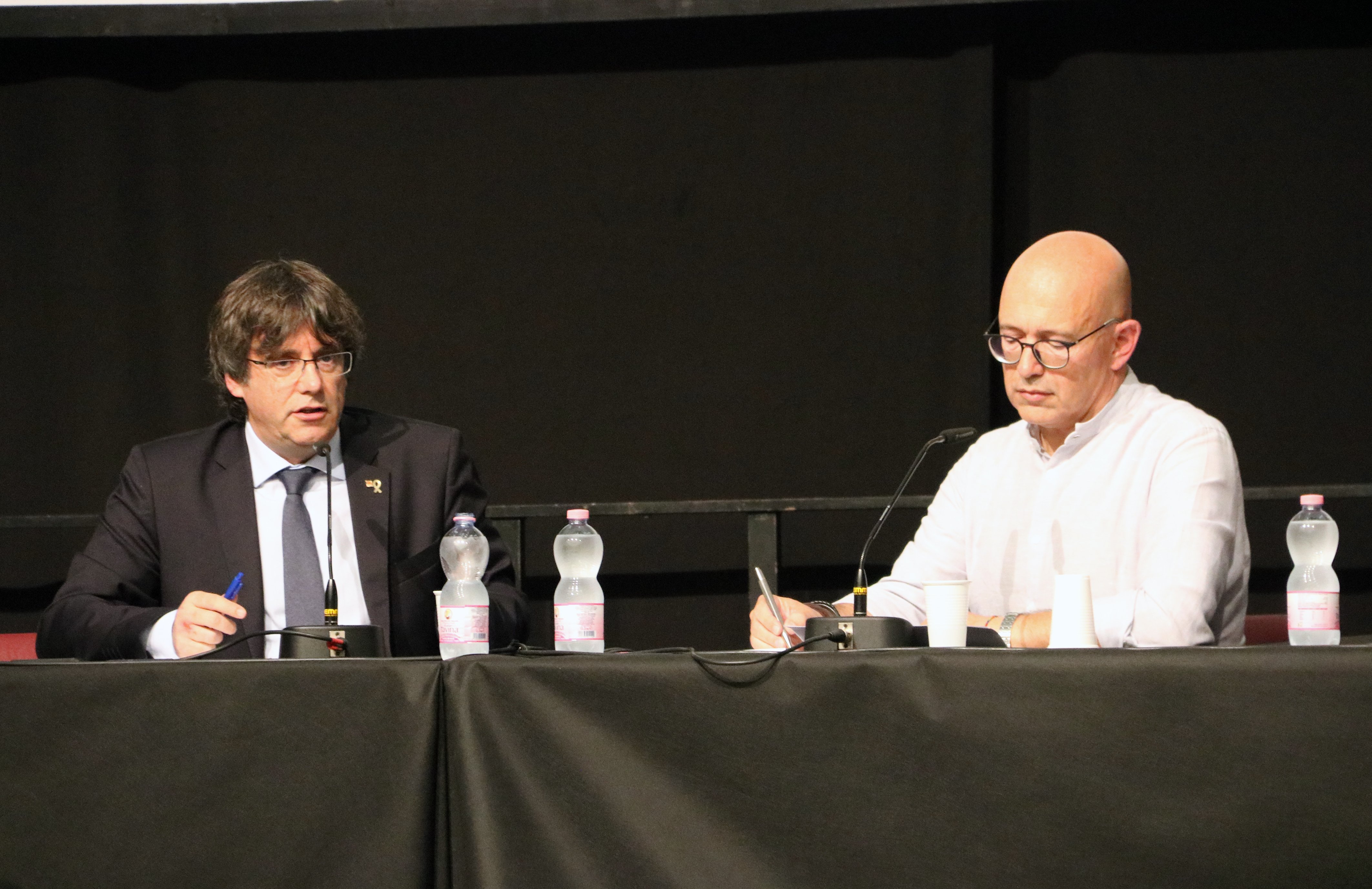 Puigdemont: "Negotiating with Spain must not paralyse independence"