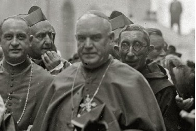Arquebisbe Gomà y Tomàs (1930). Foto Pascual Marín. Fuente Wikimedia Commons