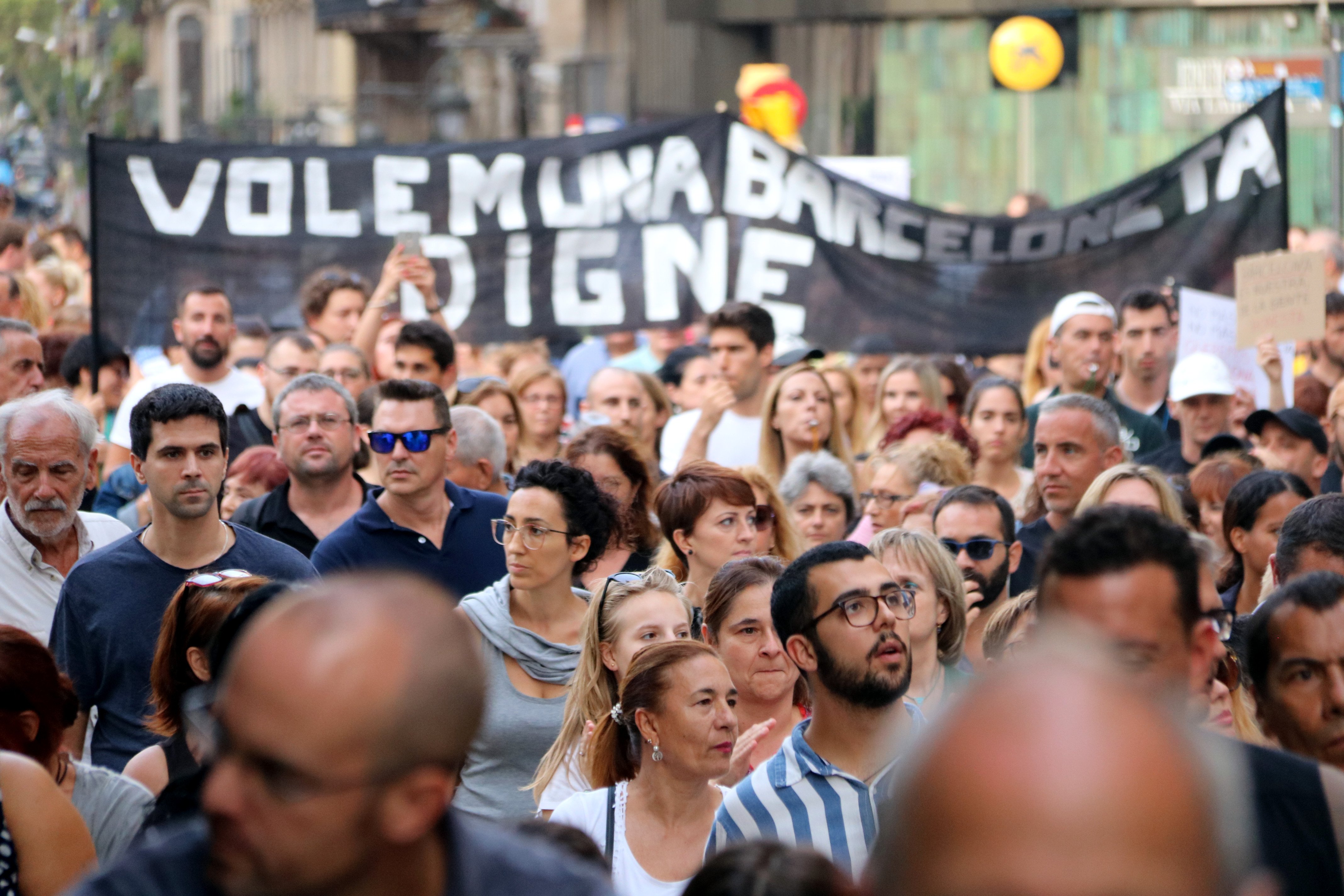 Protesta vecinal contra la crisis de seguridad en Barcelona