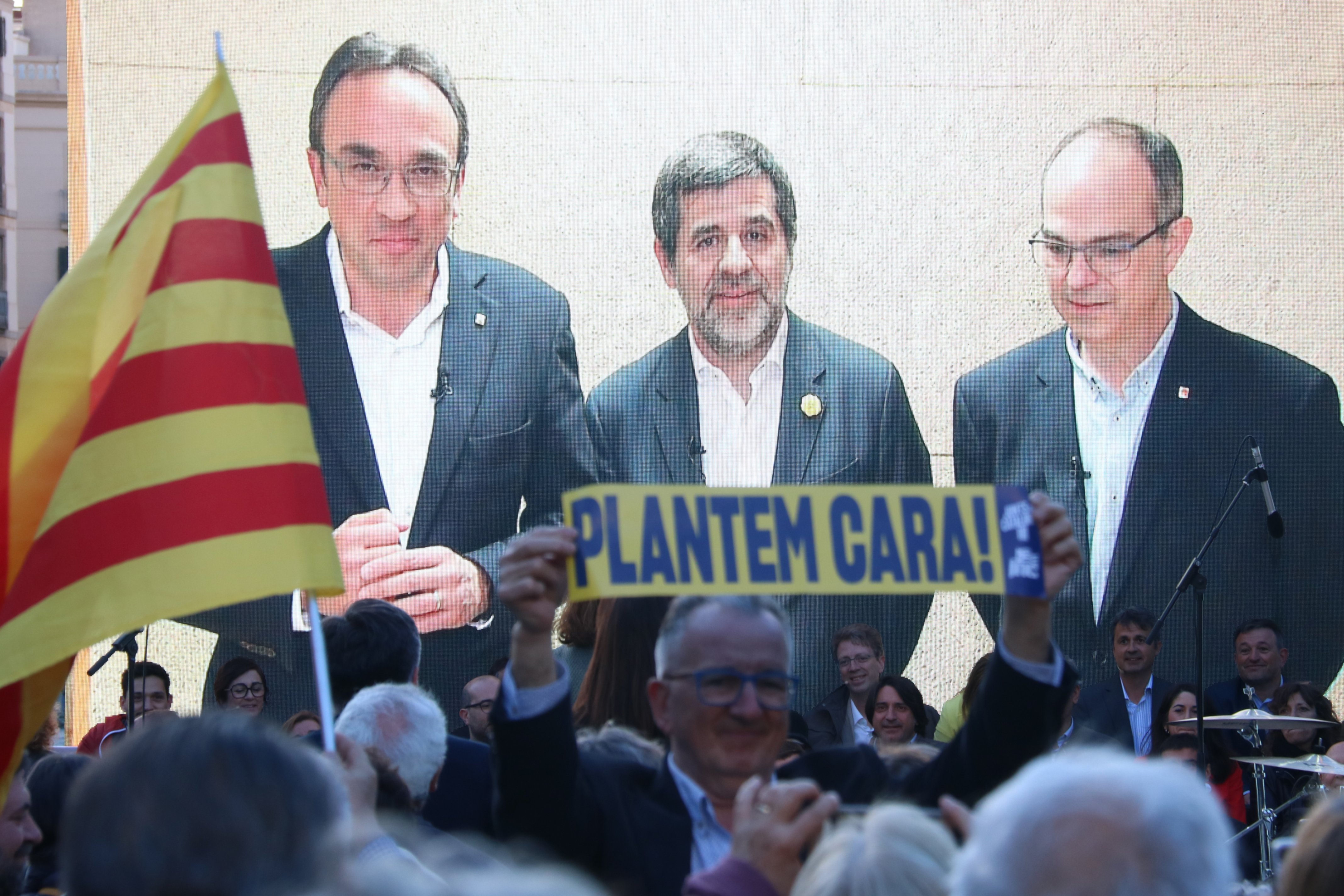 Rull, Turull i Sànchez reclamen al TC sortir de la presó ara