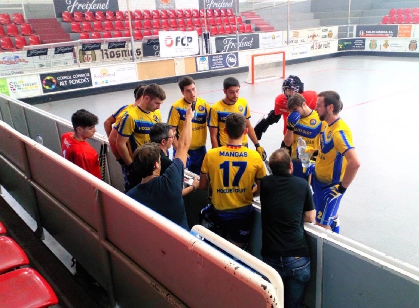 L'Olot guanya amb un gol a cinc dècimes del final i el Congrés torna a Nacional Catalana
