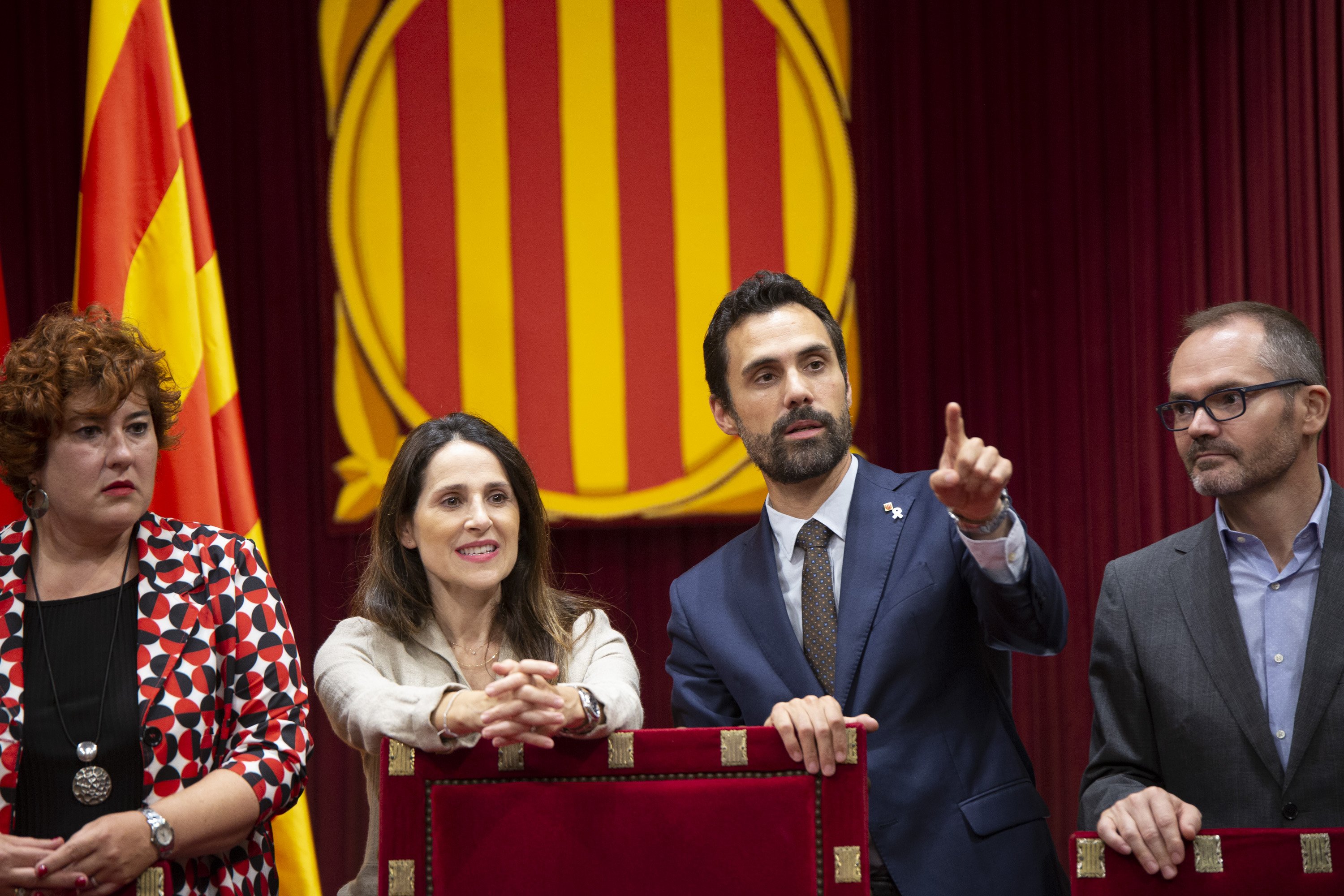 El Parlamento vasco receta diálogo y se confiesa "siempre con Catalunya"