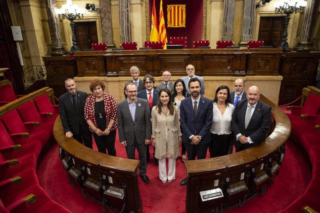 Roger Torrent Bakartxo Tejeria presidenta Parlamento Vasco mesa - Sergi Alcàzar