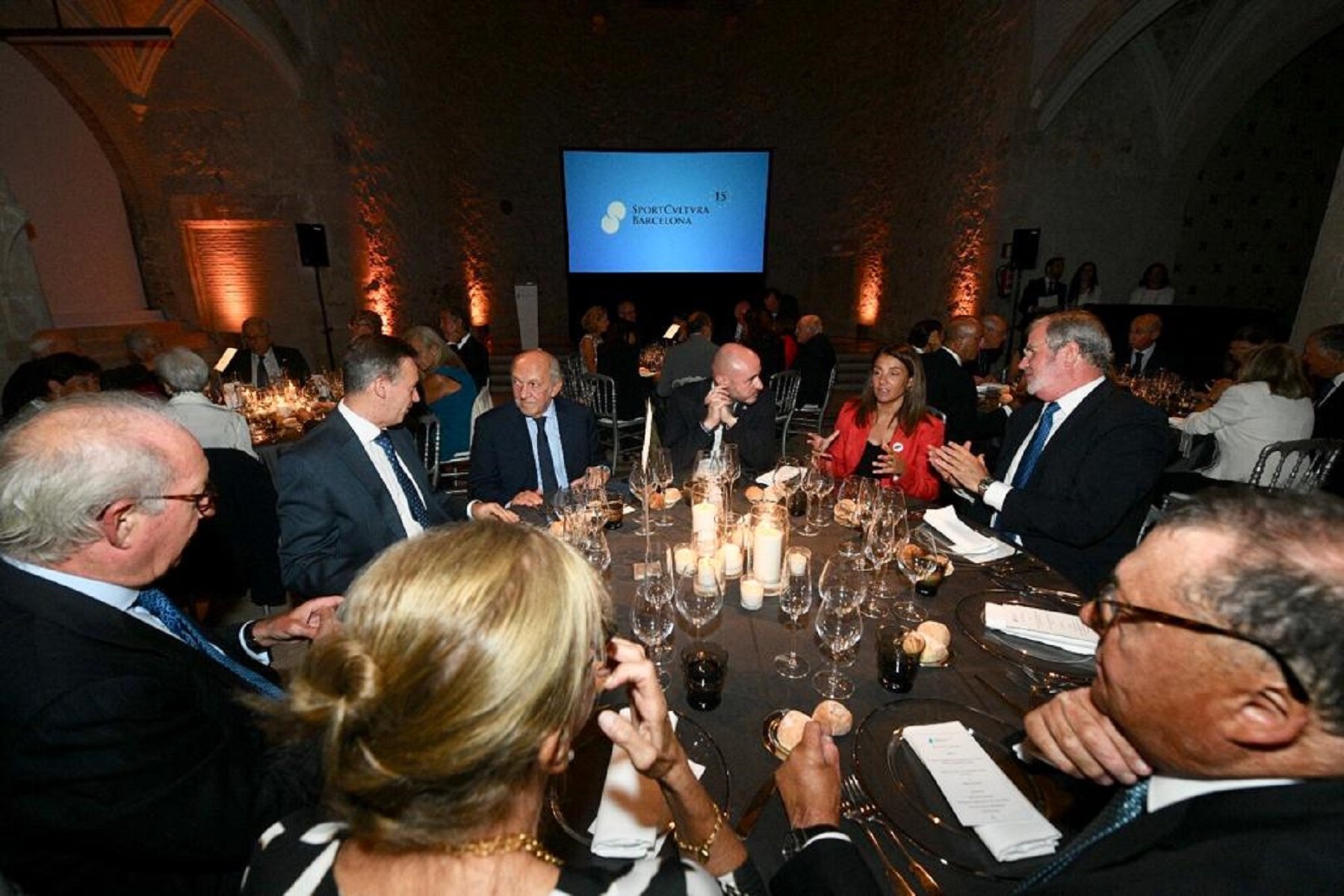 Celebració del 15è aniversari d'Sport Cultura Barcelona