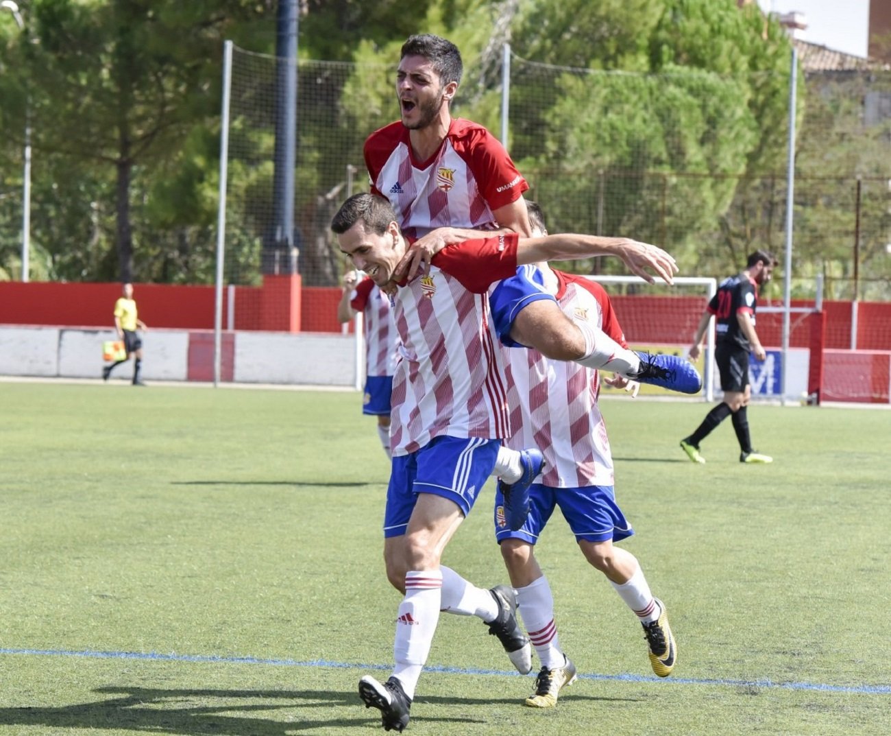 El CE Manresa, el nouvingut més en forma en l'inici de curs a Tercera Divisió