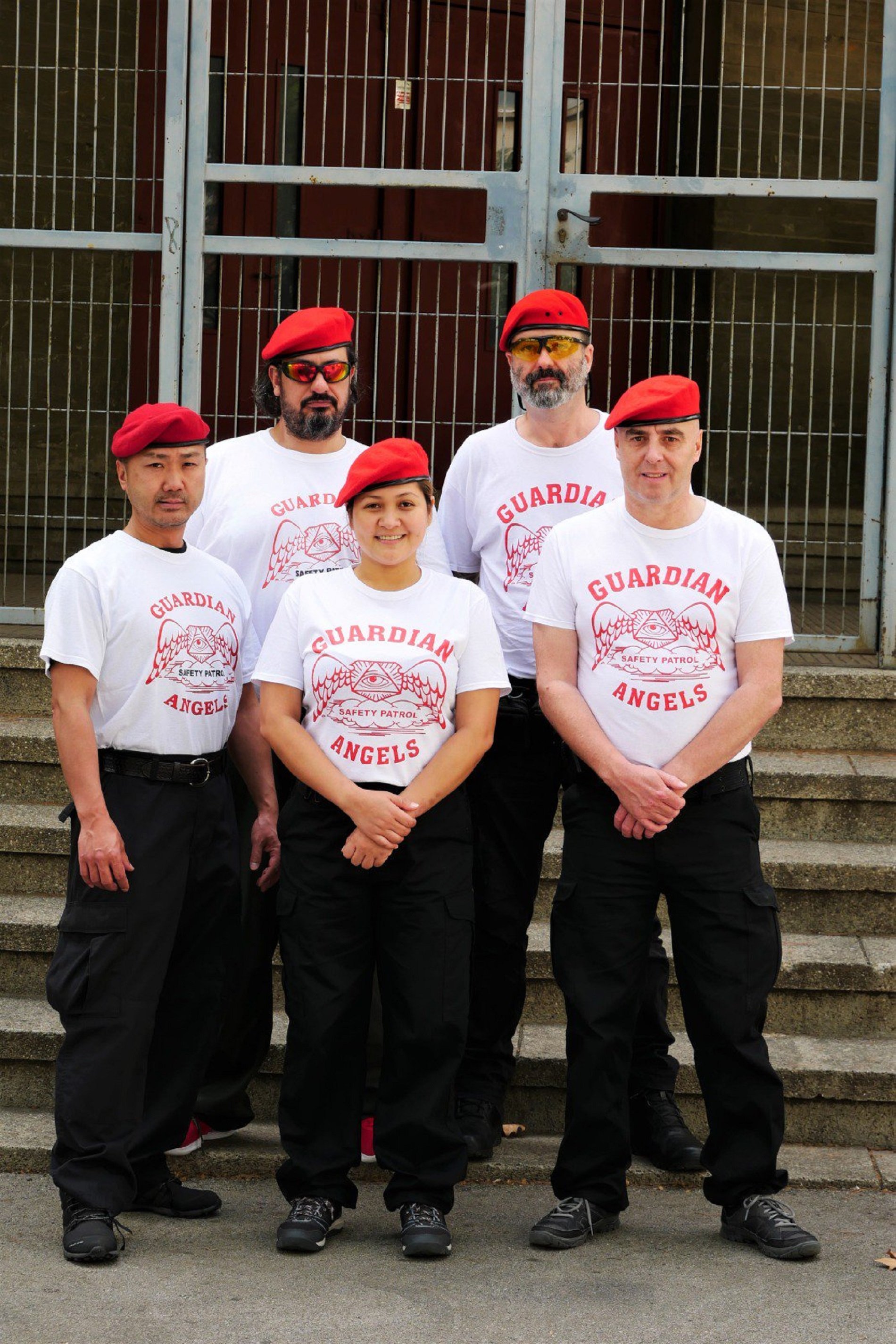 Los Guardian Angels ya patrullan por Barcelona