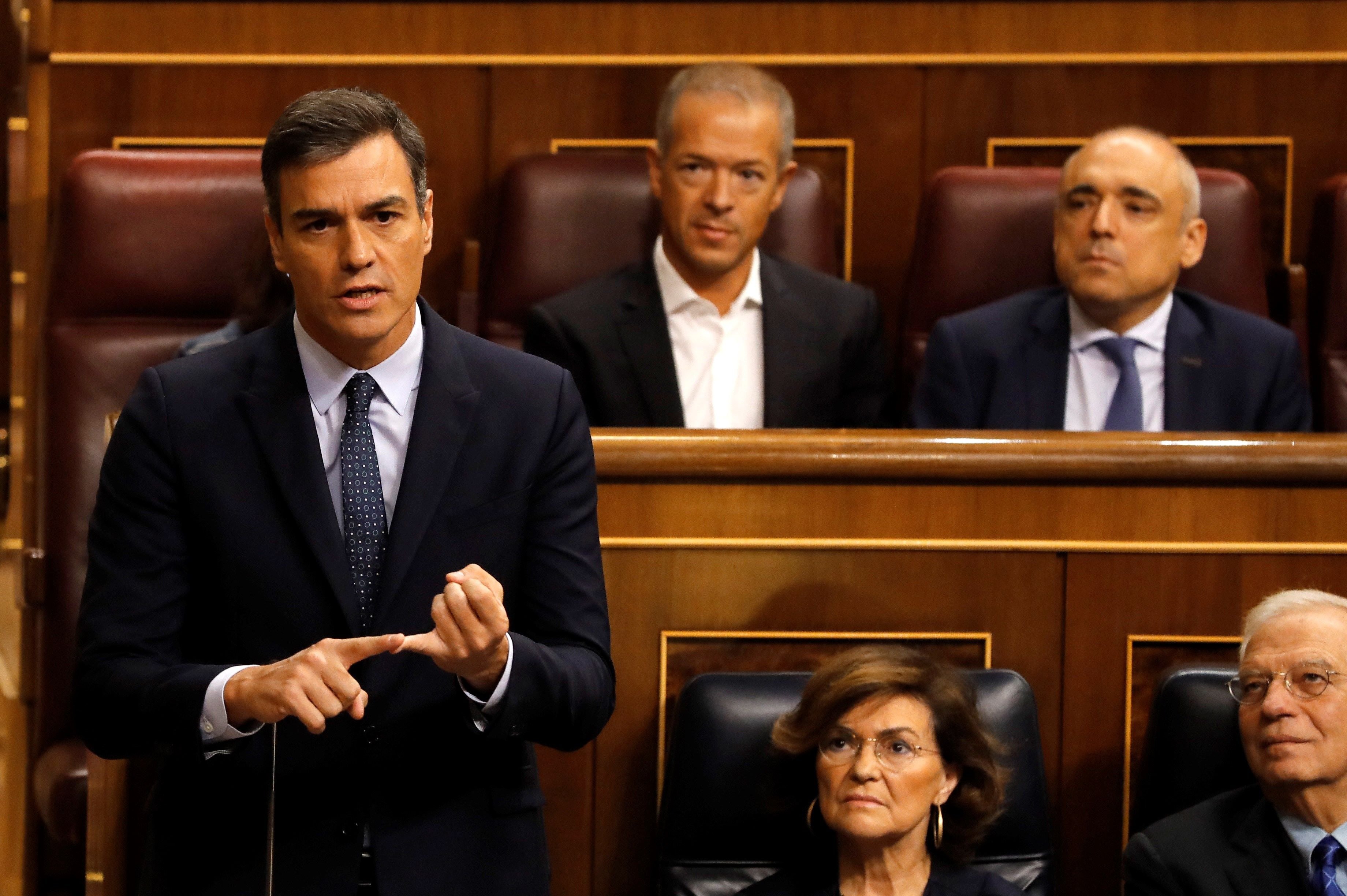 Sánchez aplaude la "victoria" en el Supremo e intentará exhumar a Franco antes de campaña