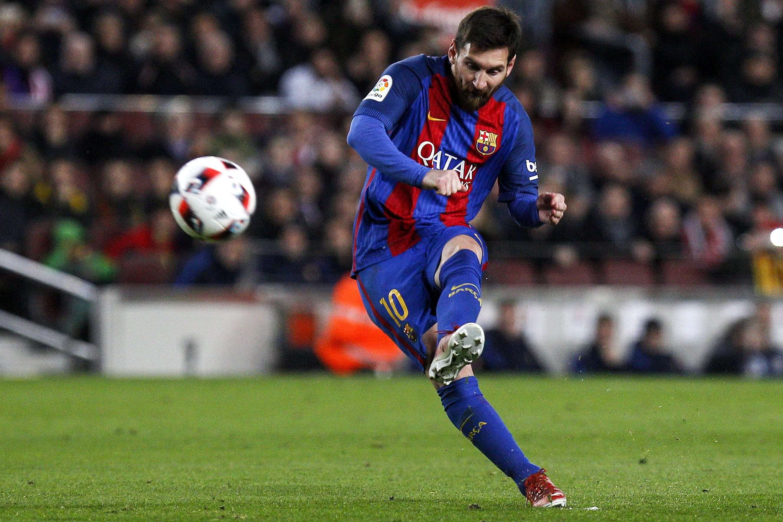 Messi, a una falta del récord