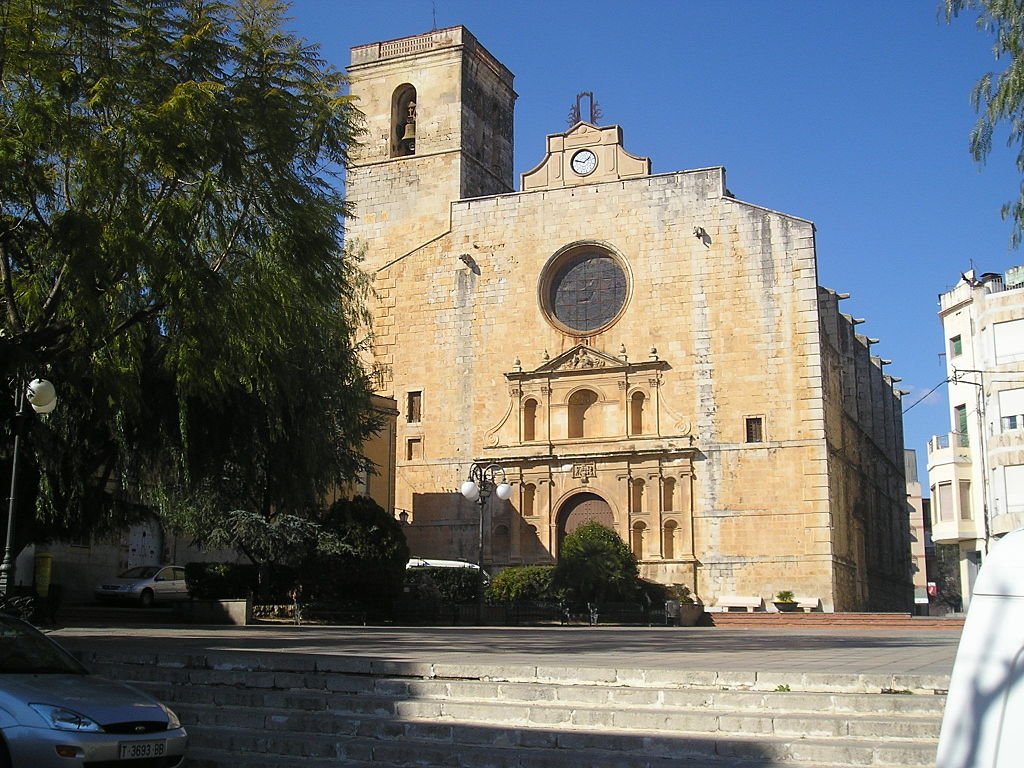 Església i plaça de Riudoms Montserrat Gili Viquipèdia