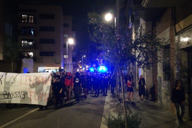 Manifestació okupa Sants - Marc González