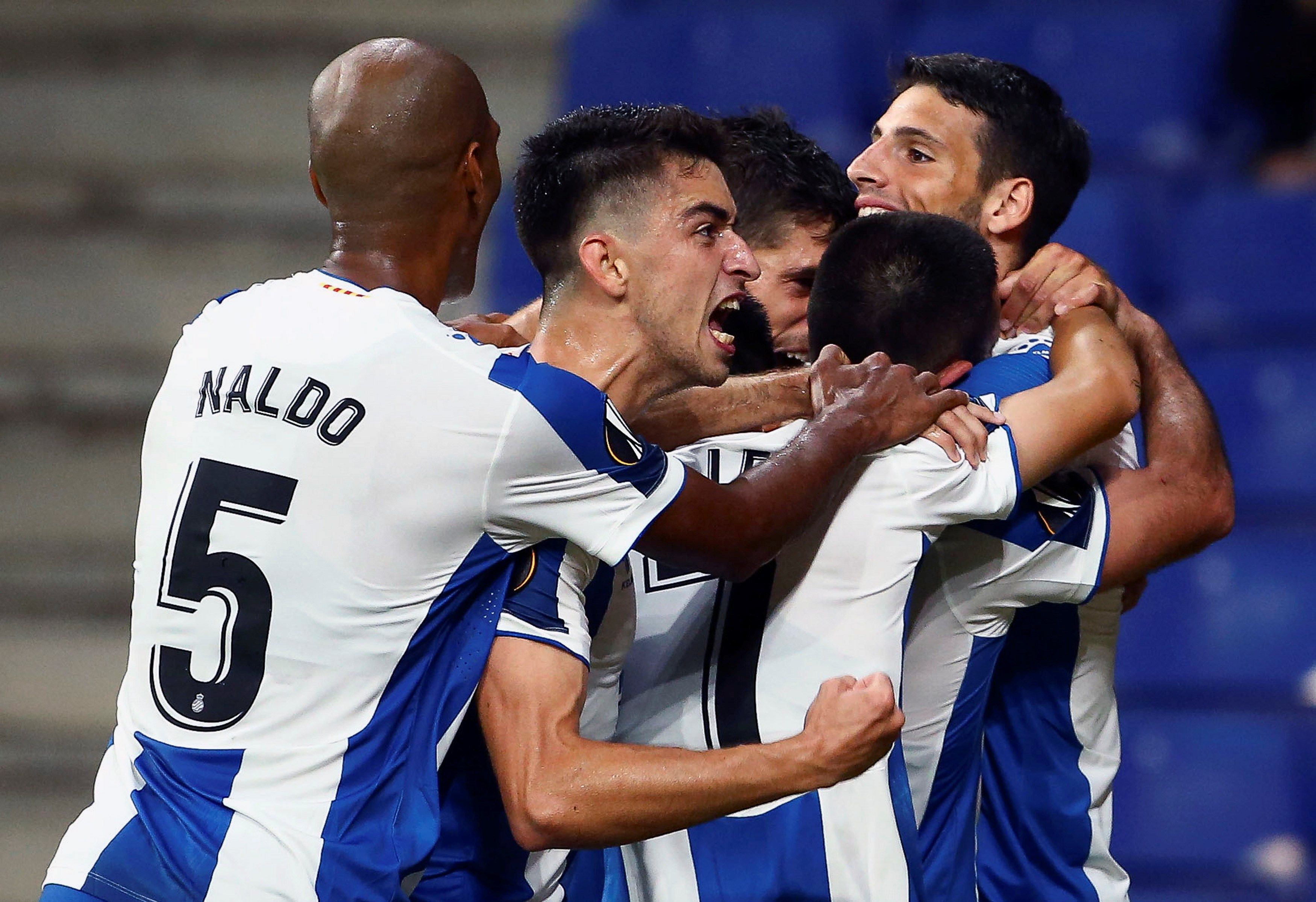 L’Espanyol reacciona a temps i salva els mobles en el debut europeu (1-1)