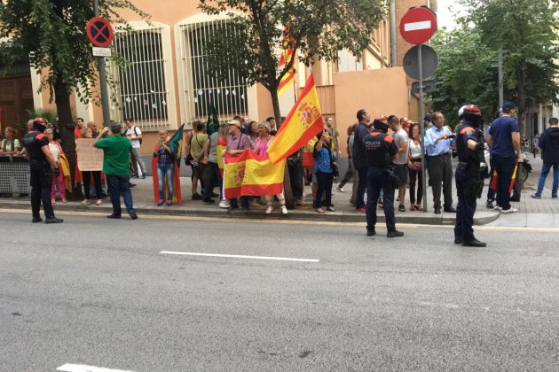 mani cdr gracia 20s - adria rovira