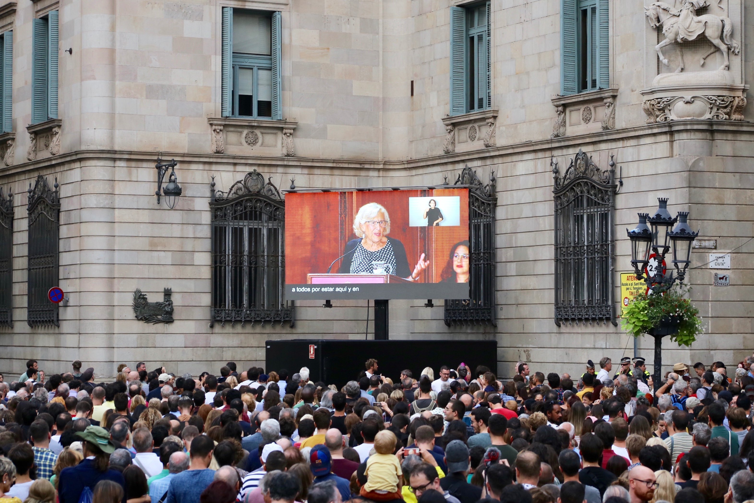 Carmena en el pregón de la Mercè: "Hablemos... con respeto a las reglas"