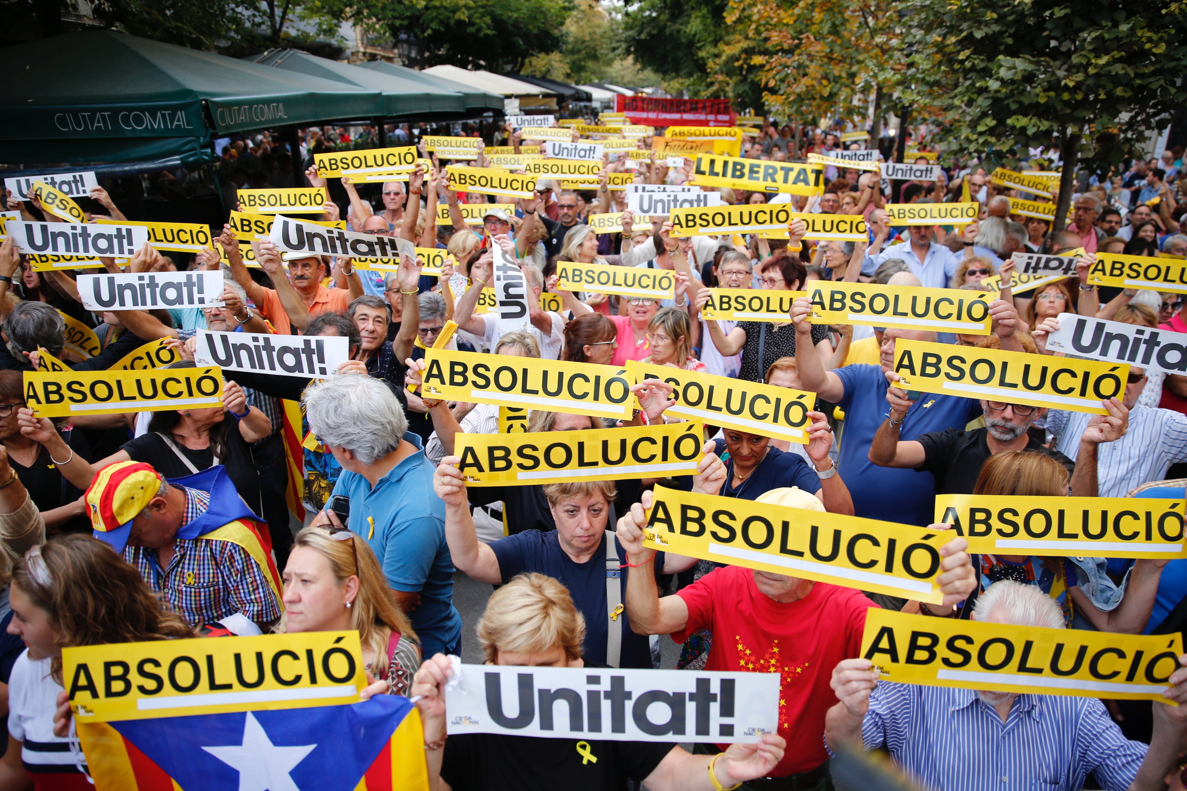 "We'll do it again", two years after the protest that led Sànchez and Cuixart to prison