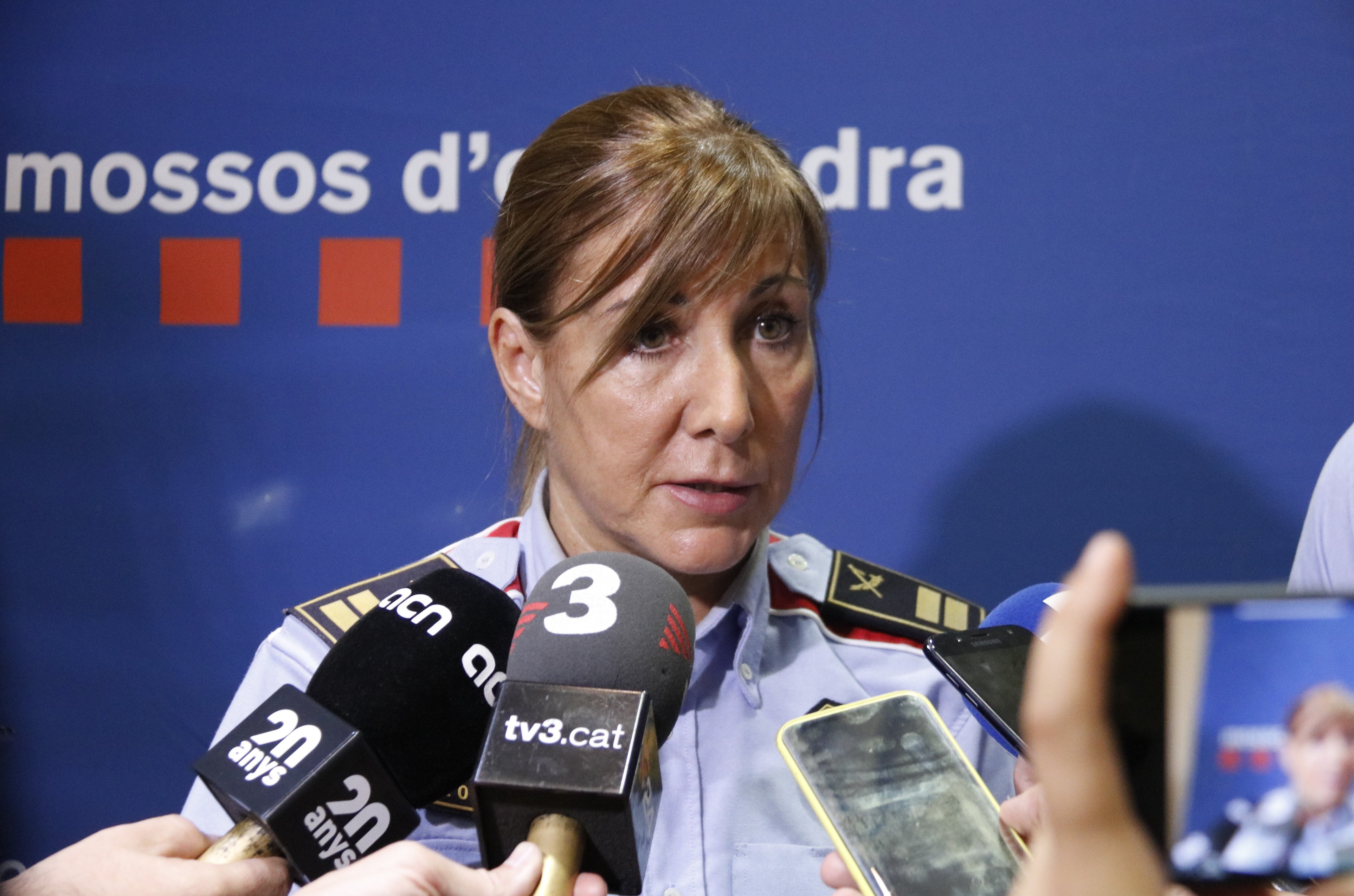 Los Mossos precisan ahora que utilizarán el gas pimienta ante "grupos violentos"