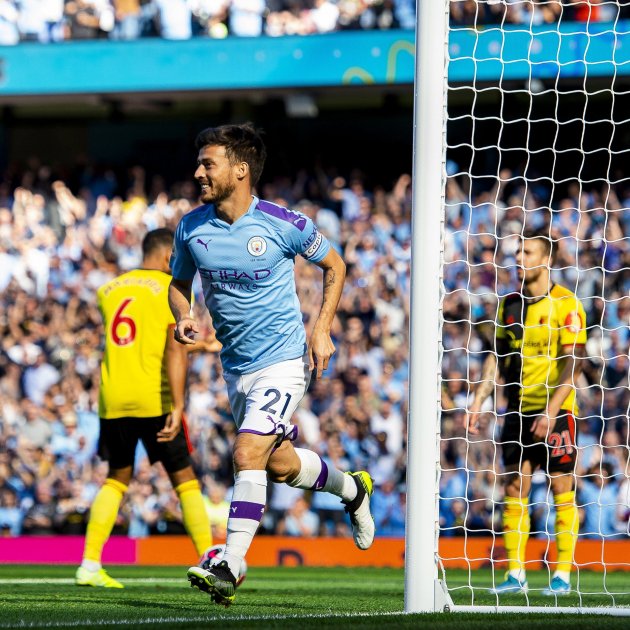 manchester city watford silva efe