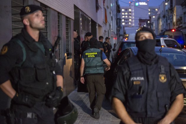 Escorcolls Mossos Guardia Civil Sabadell - Sergi Alcàzar
