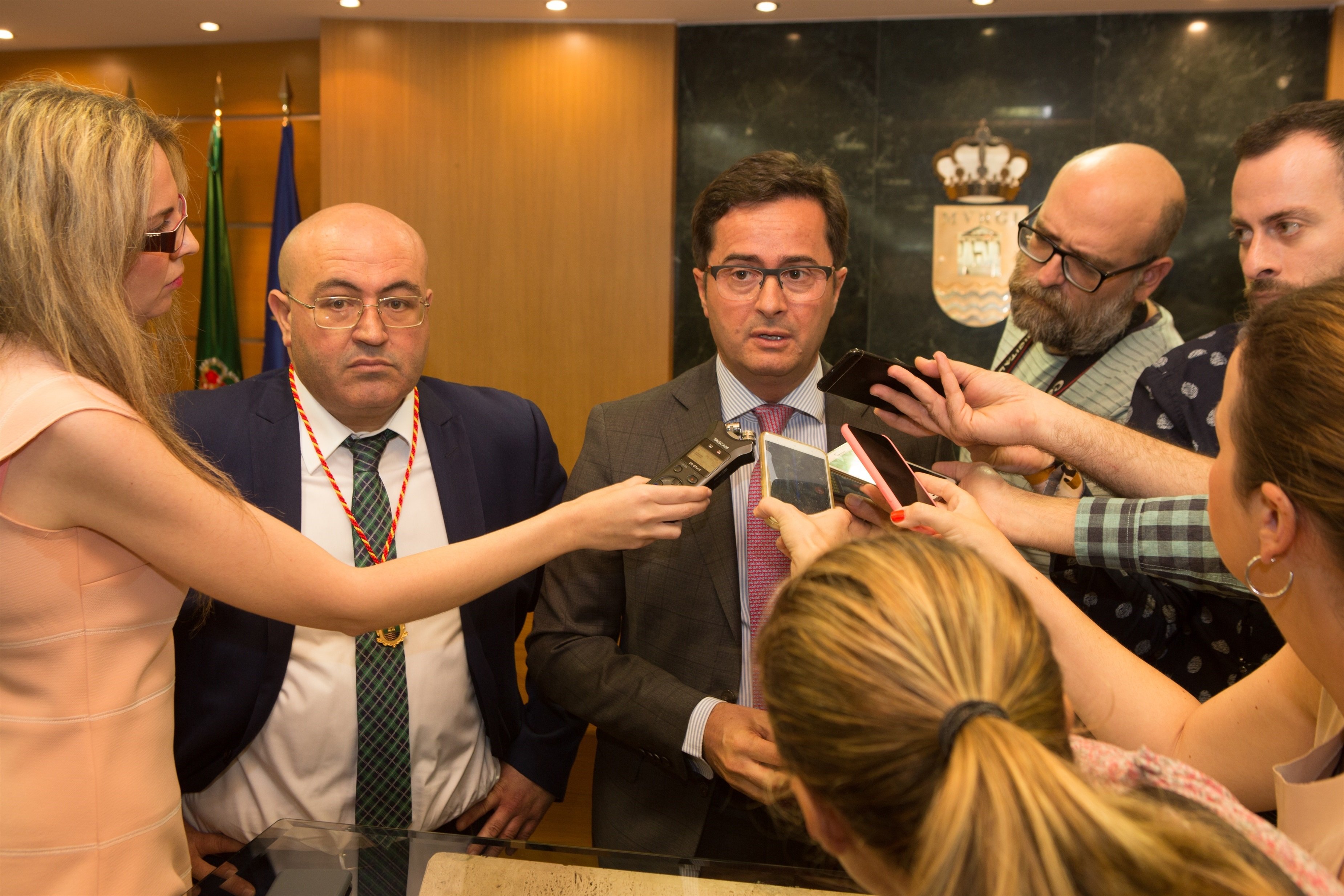 El Ejido, gobernado por PP y Vox, pide salir del sistema de seguimiento de violencia machista El Ejido, gobernado por PP y Vox, pide salir del sistema de seguimiento de violencia machista