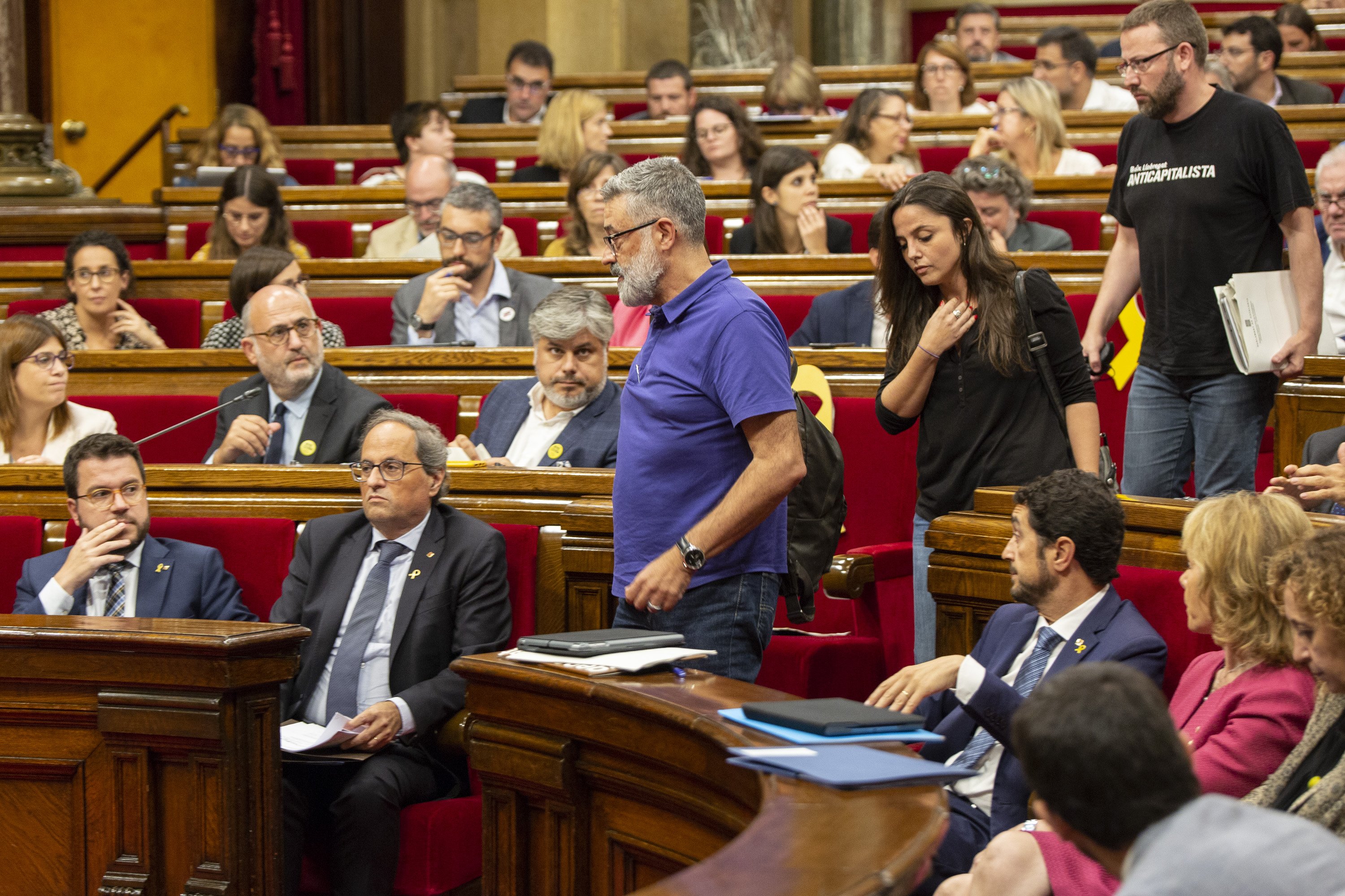 VÍDEO: La CUP abandona el pleno por el encarcelamiento de los siete miembros de los CDR