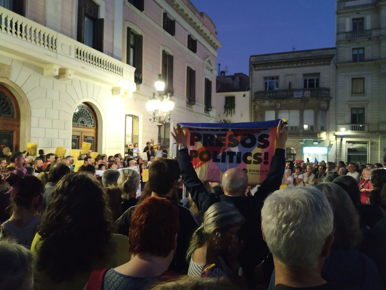 Concentracions a les principals ciutats catalanes contra l'empresonament dels CDR