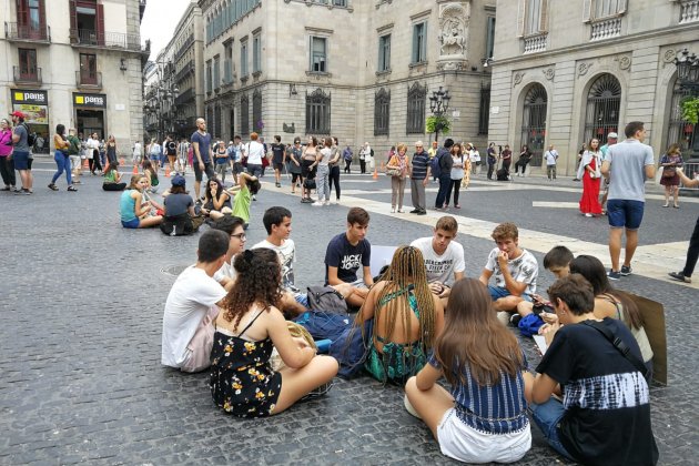 vaga clima estudiants plaça Sant jaume   Anna Solé