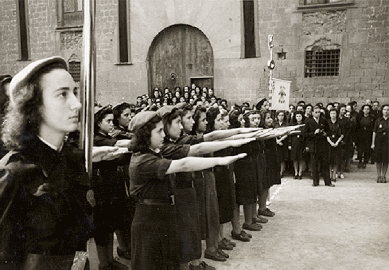 El règim franquista nega els recursos a l'escola pública