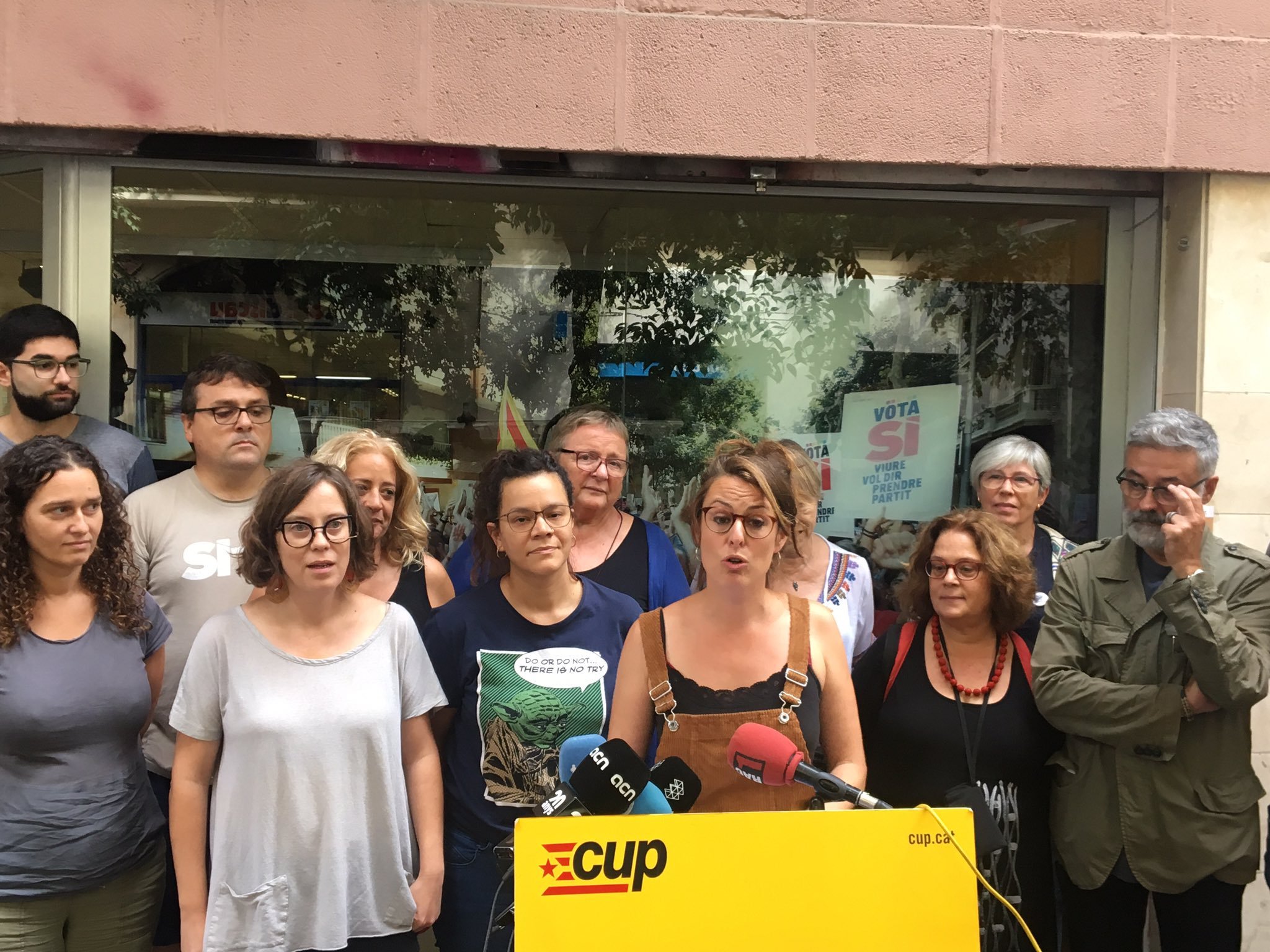 La CUP convoca una cimera d'electes però JxCat, ERC i els comuns rebutgen la invitació