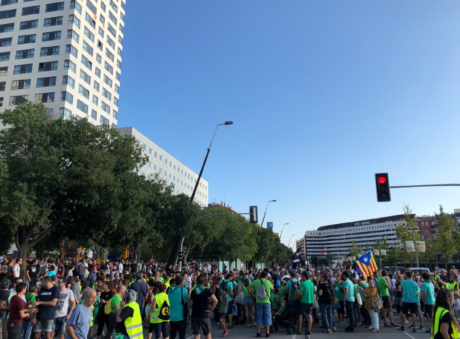 Massiva mobilització a Sabadell per reclamar l'alliberament dels CDR empresonats